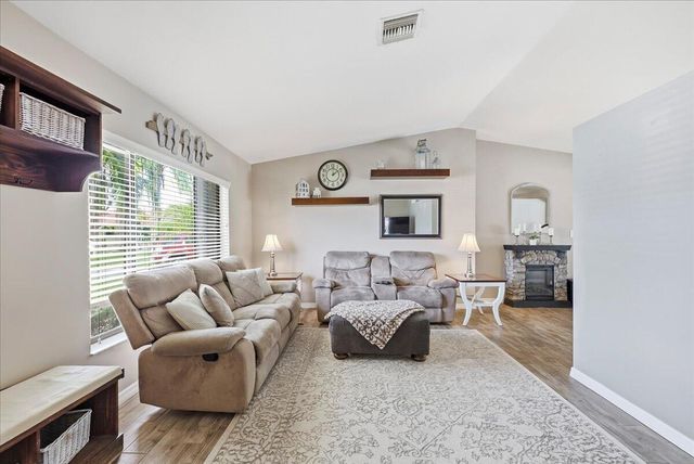 7041 NW 23RD Street, Margate, FL 33063