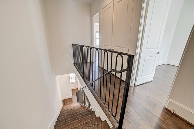 1010 Savannah Cedar Lane, Houston, TX 77043