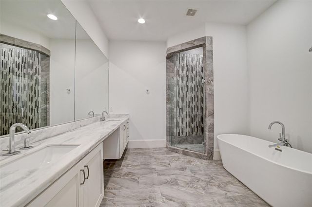 1010 Savannah Cedar Lane, Houston, TX 77043