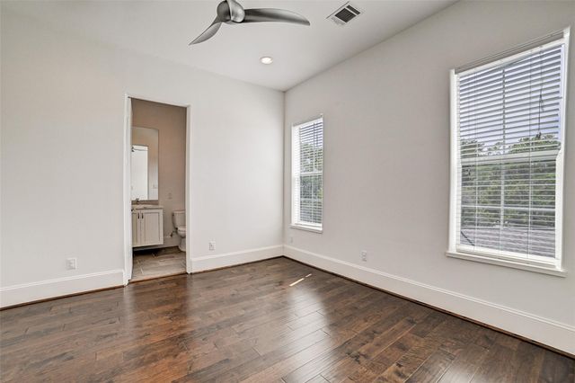 1010 Savannah Cedar Lane, Houston, TX 77043