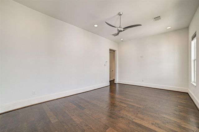 1010 Savannah Cedar Lane, Houston, TX 77043