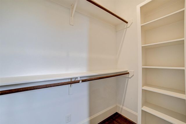 1010 Savannah Cedar Lane, Houston, TX 77043