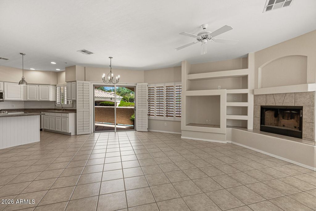 16450 E AVENUE OF THE FOUNTAIN -- 42, Fountain Hills, AZ 85268 — photo 4