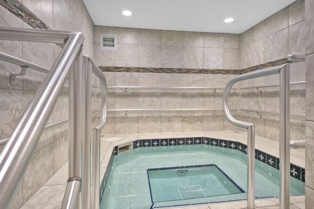 909 Santa Rosa Boulevard, UNIT 211, Fort Walton Beach, FL 32548