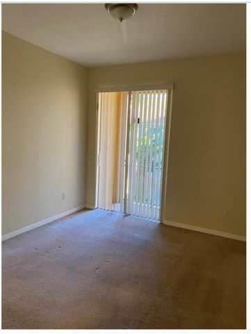 4905 N Harbor Isles Dr, Fort Lauderdale, FL 33312