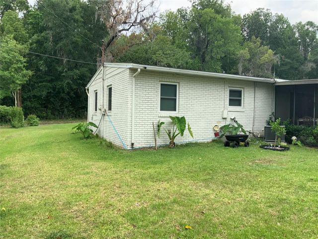 208 NE 37TH TERRACE, Ocala, FL 34470