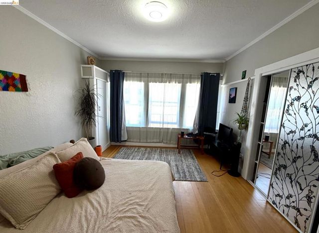 368 Adams St, Oakland, CA 94610