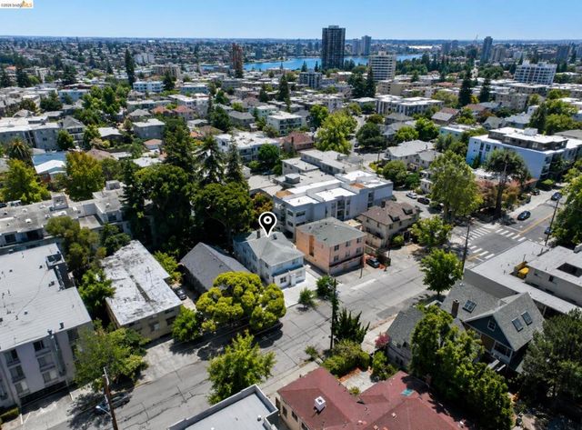 368 Adams St, Oakland, CA 94610