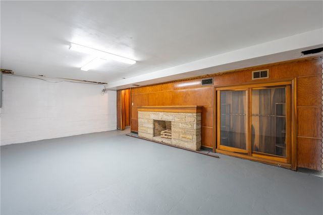 1715 Sloan Ave, Latrobe, PA 15650