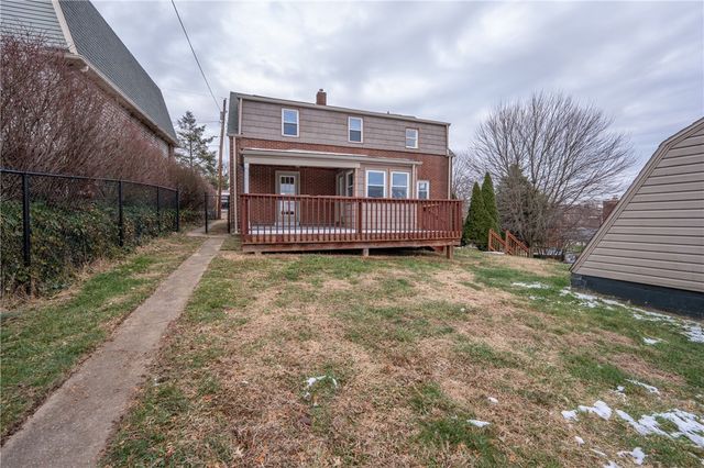 1715 Sloan Ave, Latrobe, PA 15650