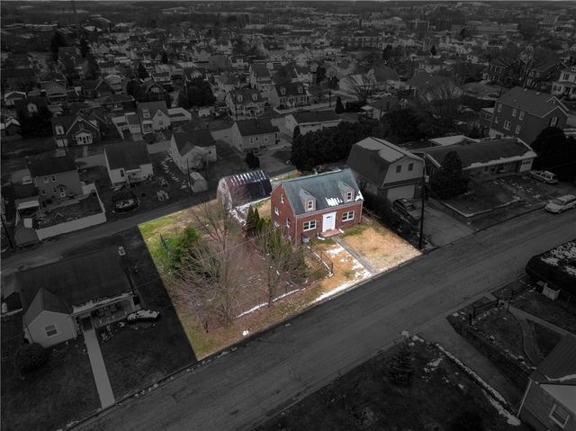 1715 Sloan Ave, Latrobe, PA 15650