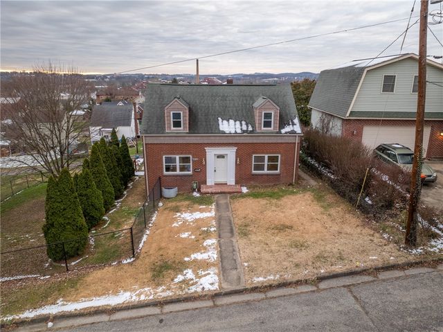 1715 Sloan Ave, Latrobe, PA 15650
