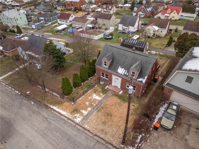 1715 Sloan Ave, Latrobe, PA 15650