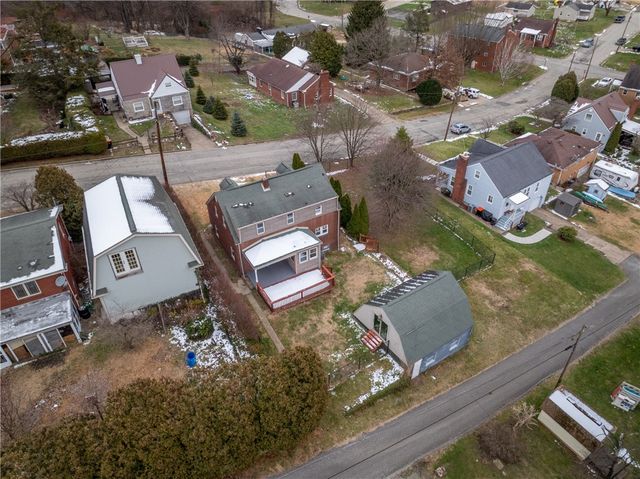 1715 Sloan Ave, Latrobe, PA 15650