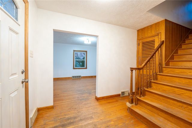 1715 Sloan Ave, Latrobe, PA 15650