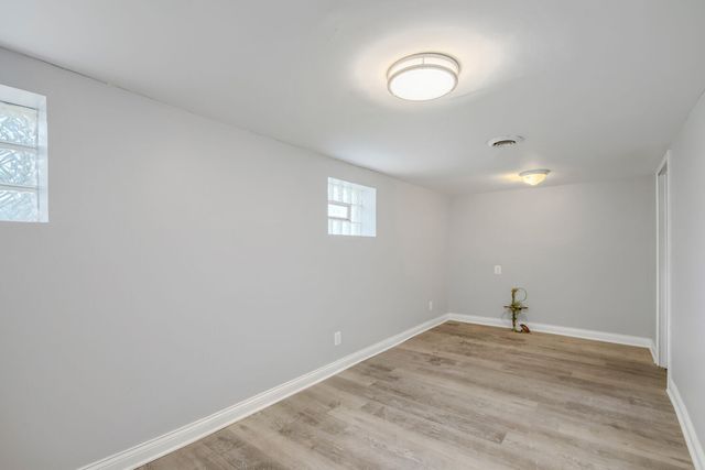 12025 S Prairie Avenue, Chicago, IL 60628