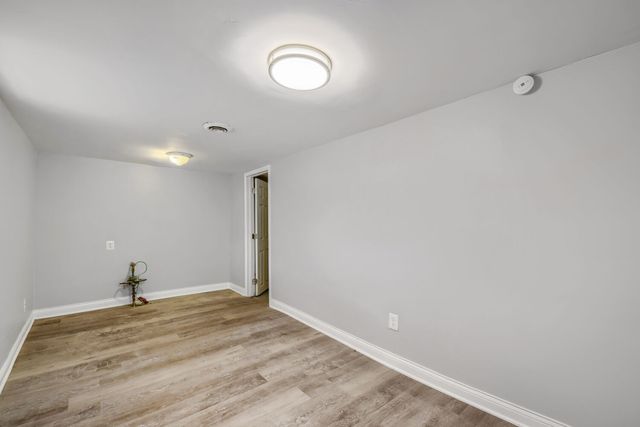 12025 S Prairie Avenue, Chicago, IL 60628