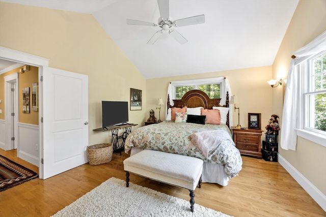 146 James Cir, Mashpee, MA 02649