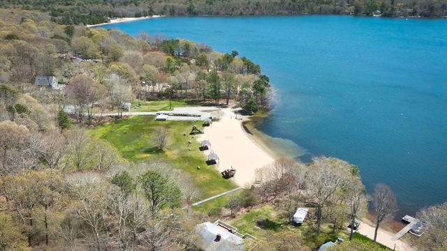 146 James Cir, Mashpee, MA 02649