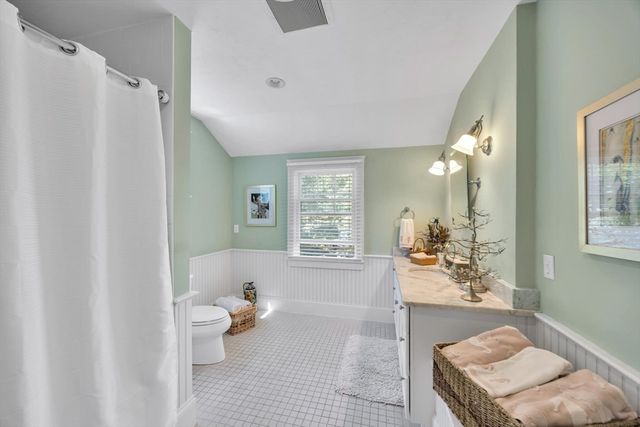 146 James Cir, Mashpee, MA 02649