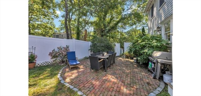 146 James Cir, Mashpee, MA 02649