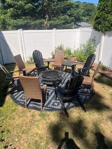 146 James Cir, Mashpee, MA 02649