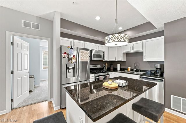 7427 Battery Park Boulevard, Cleveland, OH 44102
