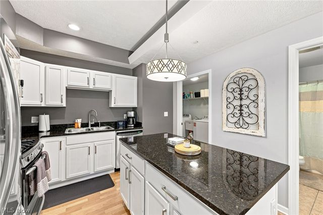 7427 Battery Park Boulevard, Cleveland, OH 44102