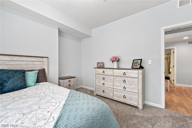 7427 Battery Park Boulevard, Cleveland, OH 44102