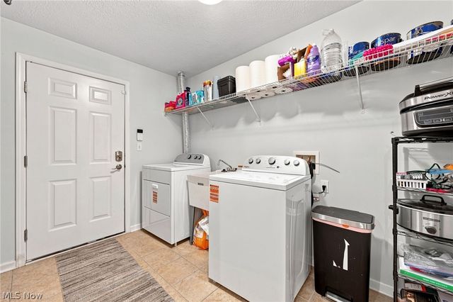 7427 Battery Park Boulevard, Cleveland, OH 44102