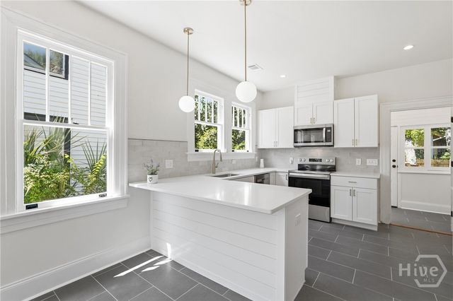 1106 E 40th Street, Savannah, GA 31404