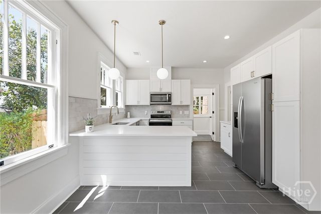 1106 E 40th Street, Savannah, GA 31404
