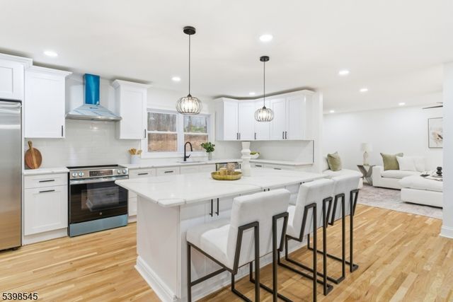 94 Ridge Rd, Allamuchy Twp., NJ 07840