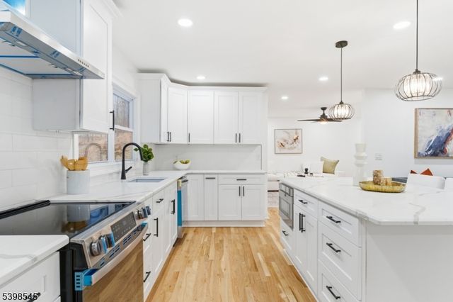 94 Ridge Rd, Allamuchy Twp., NJ 07840