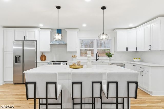 94 Ridge Rd, Allamuchy Twp., NJ 07840