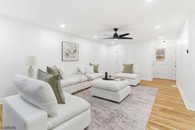 94 Ridge Rd, Allamuchy Twp., NJ 07840