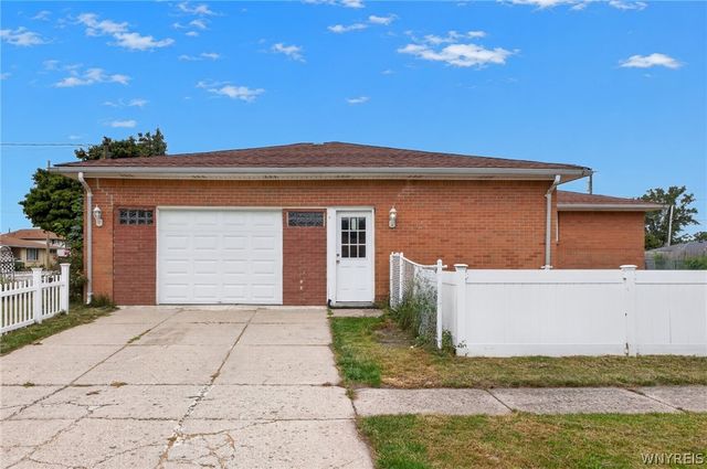 55 Lackawanna Avenue, Cheektowaga, NY 14212