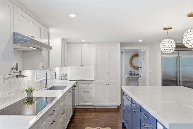 38 Blueberry Lane, Concord, MA 01742