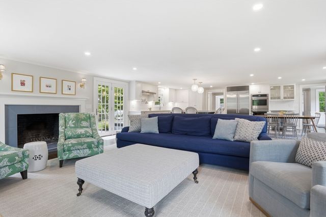 38 Blueberry Lane, Concord, MA 01742