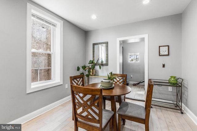 322 N 42ND ST, Philadelphia, PA 19104