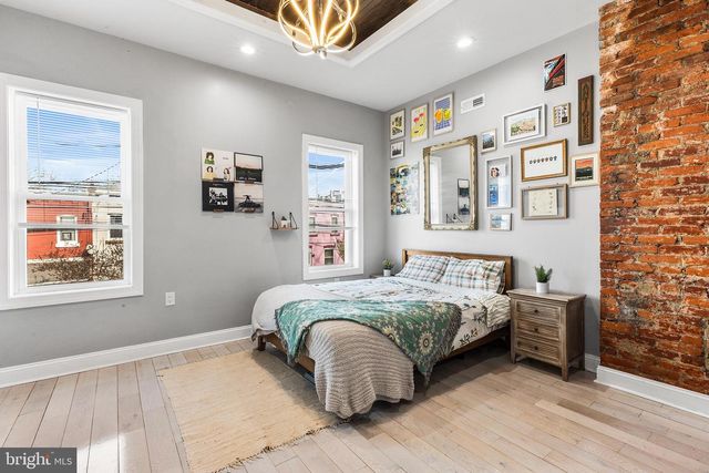 322 N 42ND ST, Philadelphia, PA 19104