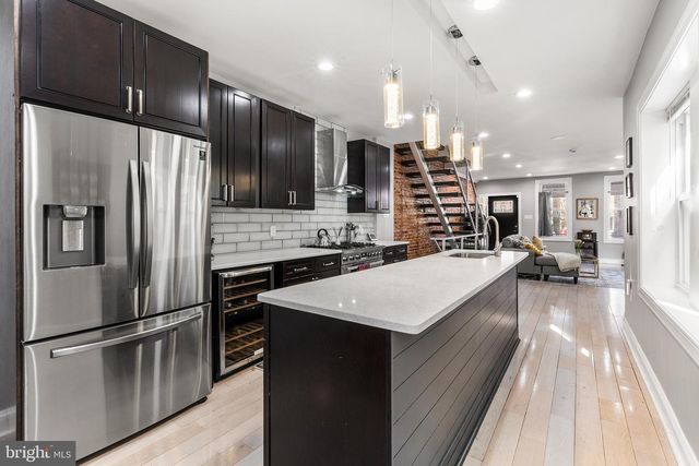 322 N 42ND ST, Philadelphia, PA 19104