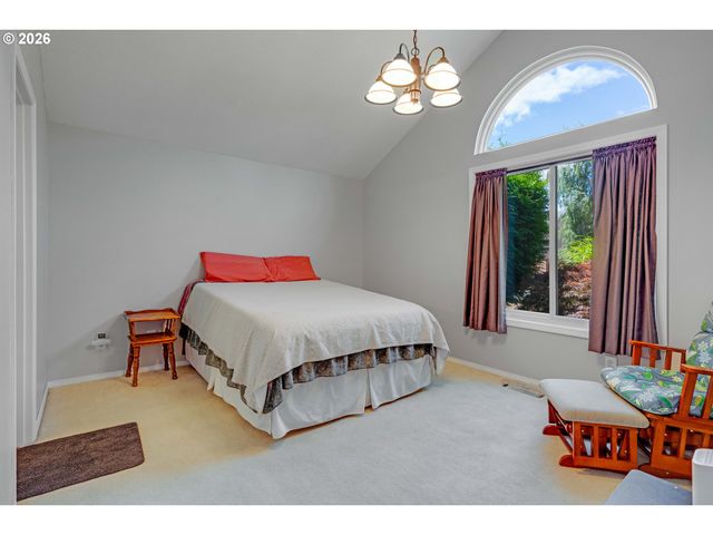 2356 Nw AVA Ave, Gresham, OR 97030