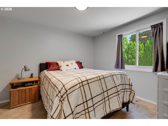 2356 Nw AVA Ave, Gresham, OR 97030