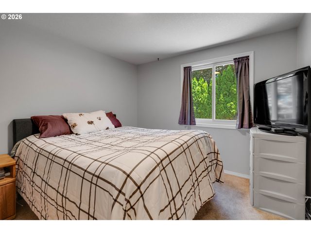 2356 Nw AVA Ave, Gresham, OR 97030