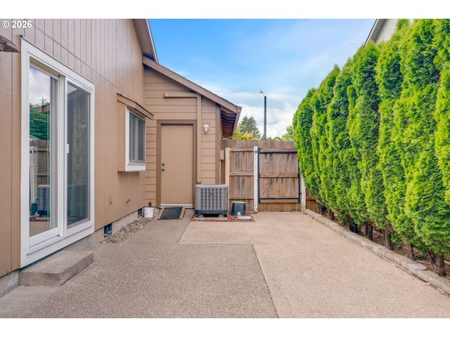 2356 Nw AVA Ave, Gresham, OR 97030