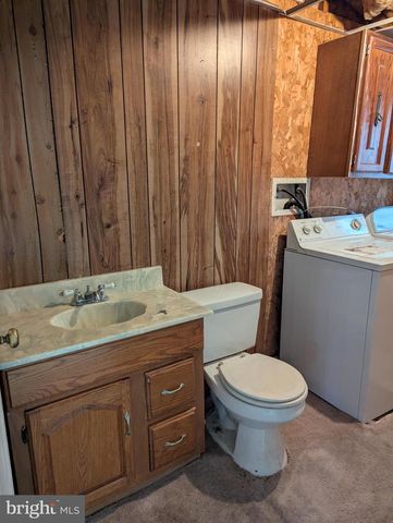 100 WILLOW CT, Harrisburg, PA 17110