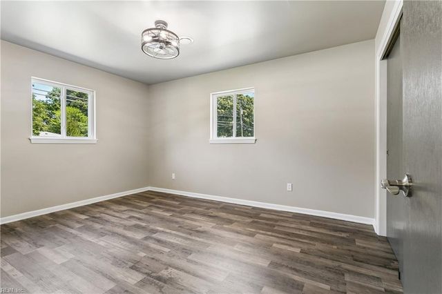 4713 Threechopt RD, Hampton, VA 23666