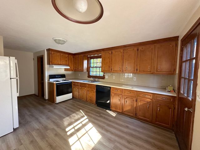 38 Valliria Dr 38, Groton, MA 01450