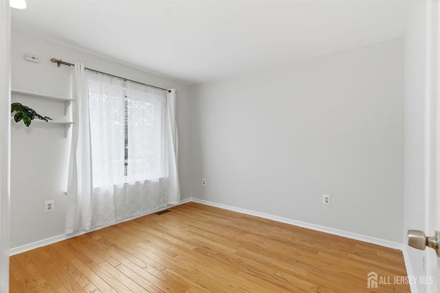 60 Hampshire Drive, Plainsboro, NJ 08536